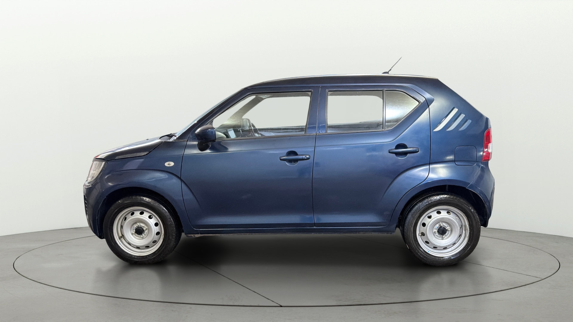 View 2022 Maruti Suzuki 1000 Base Variant Image 5 Used 2022 Maruti Suzuki 1000 Base Variant Image 5