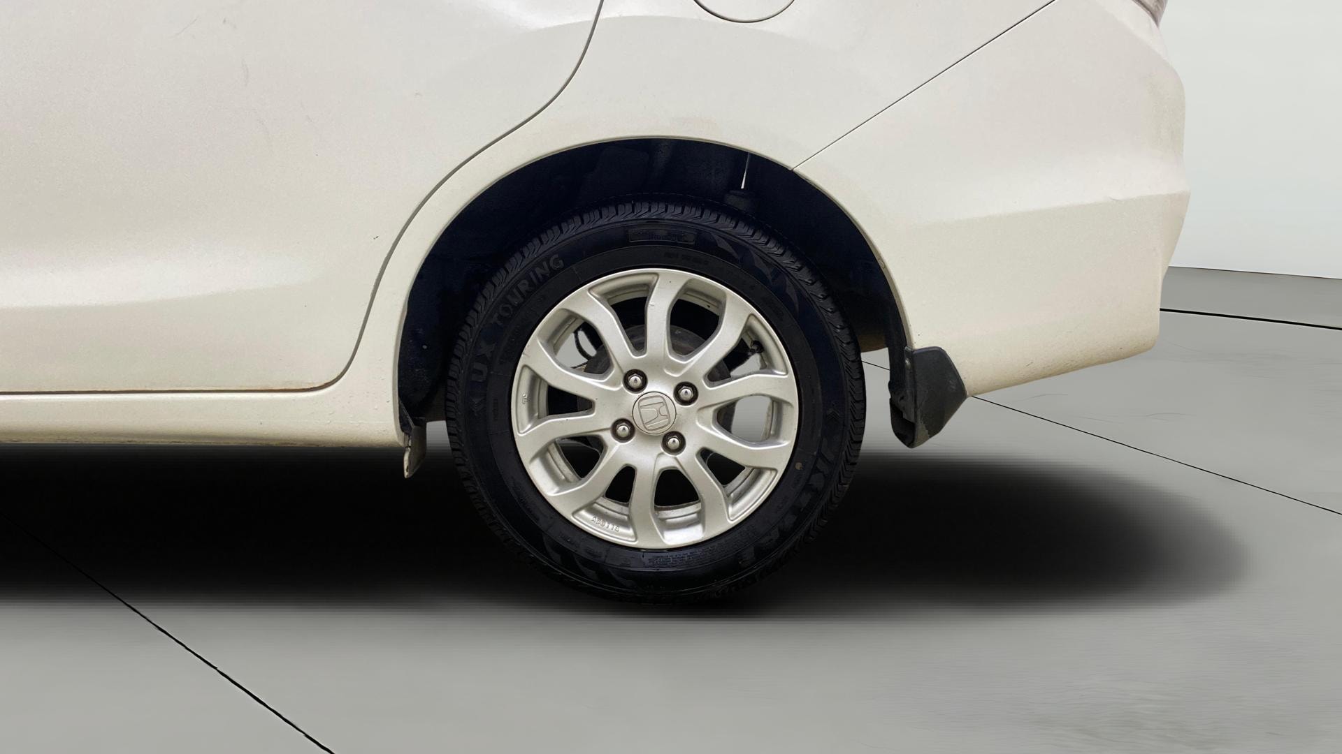 View 2013 Honda Amaze E MT Petrol BS IV Image 11 Used 2013 Honda Amaze E MT Petrol BS IV Image 11