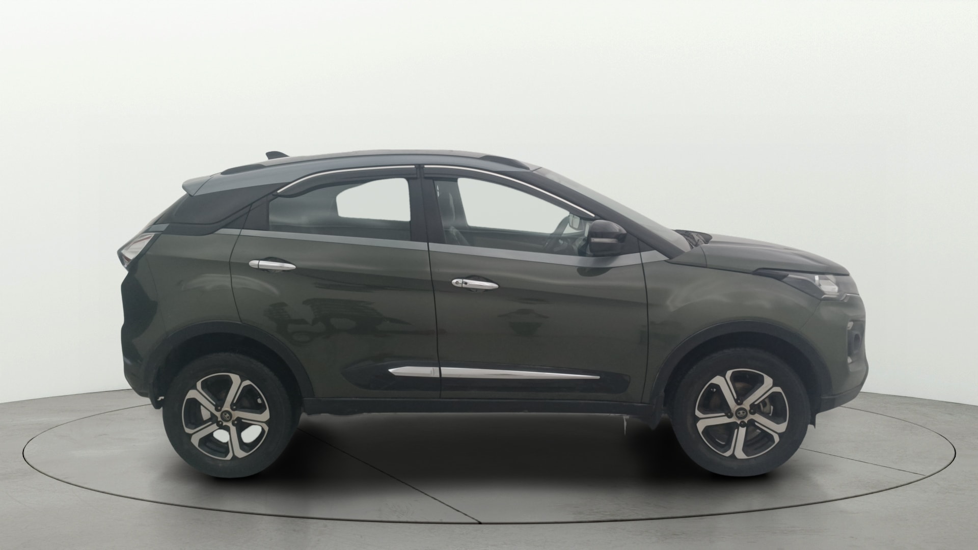 View 2021 Tata Nexon Revotron XE Image 28 Used 2021 Tata Nexon Revotron XE Image 28