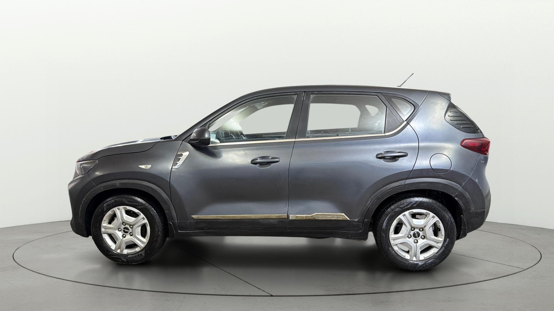 View 2021 Kia Sonet HTK Petrol Image 5 Used 2021 Kia Sonet HTK Petrol Image 5