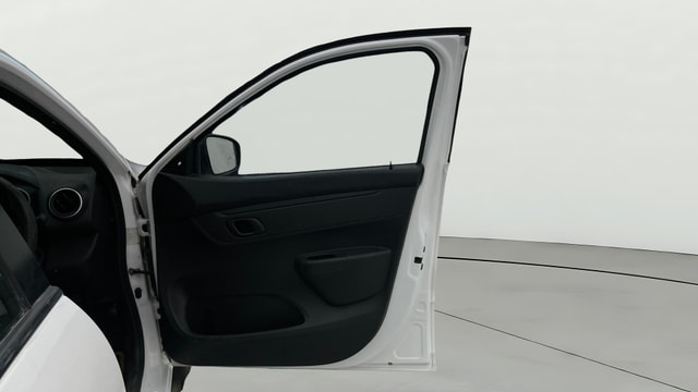 View Renault Kwid Image 43 Used Renault Kwid Image 43