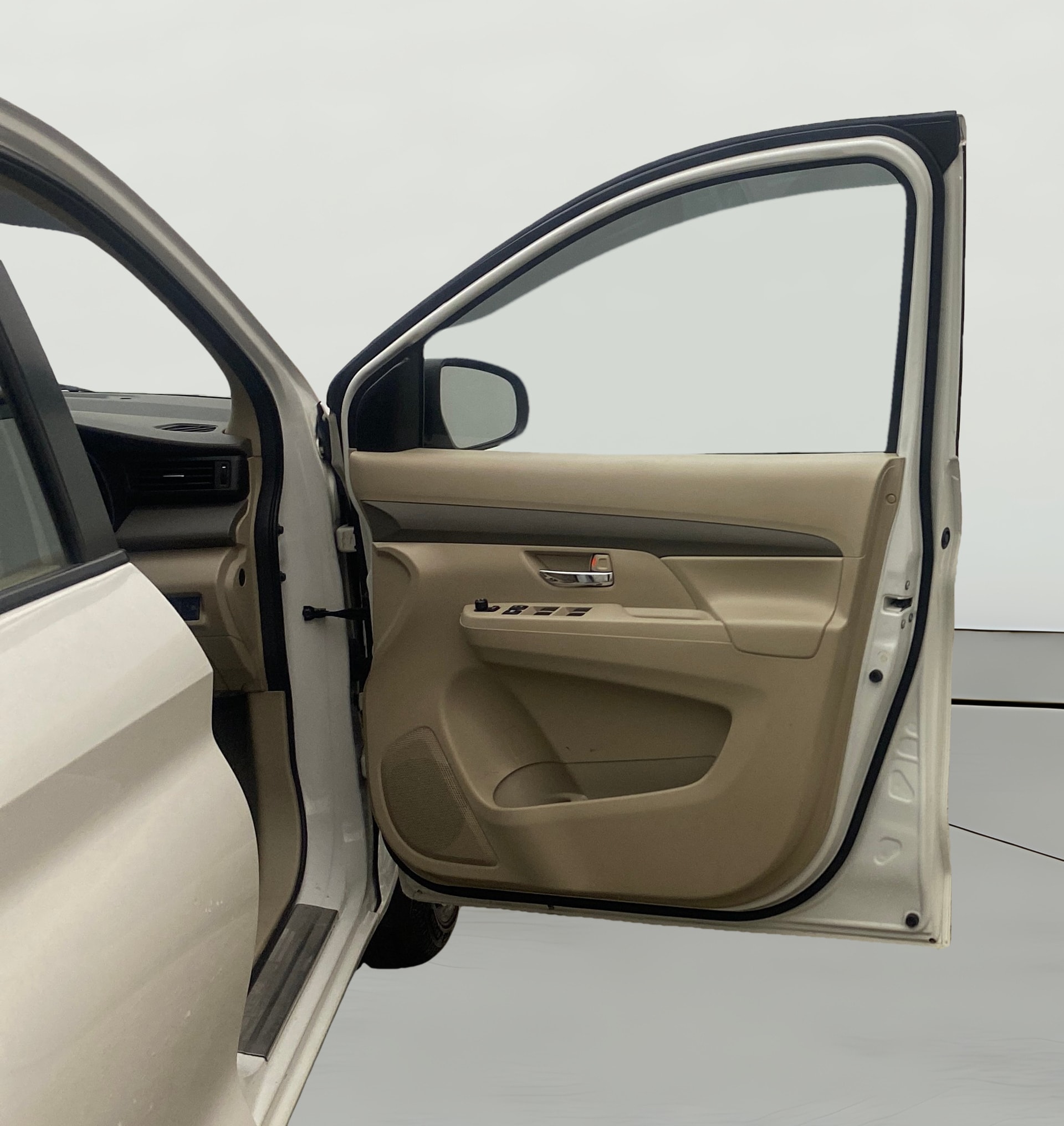 View 2024 Maruti Suzuki 1000 Base Variant Image 45 Used 2024 Maruti Suzuki 1000 Base Variant Image 45