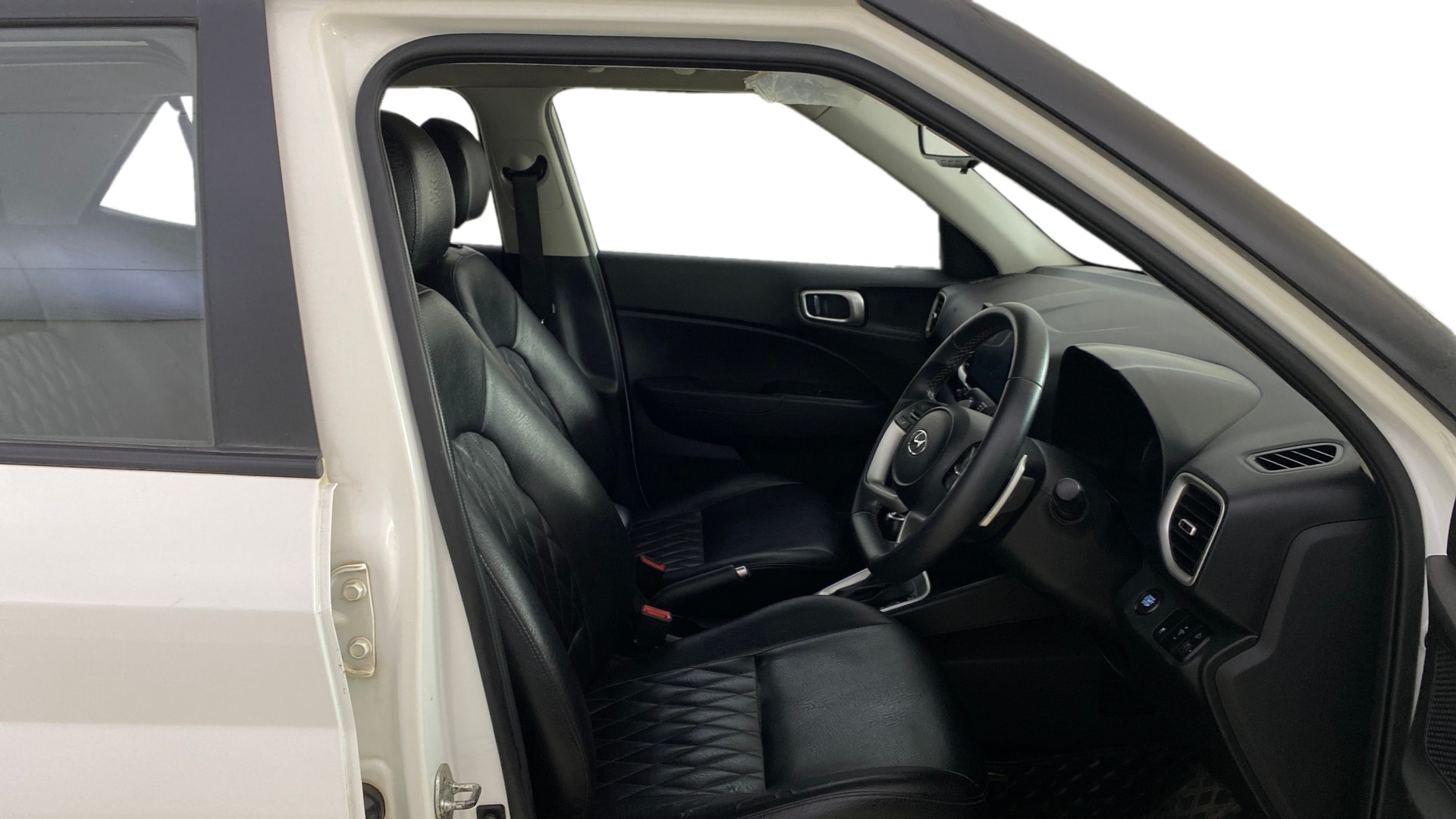 View 2021 Hyundai Venue SX Plus 1.0 Petrol AT Image 27 Used 2021 Hyundai Venue SX Plus 1.0 Petrol AT Image 27