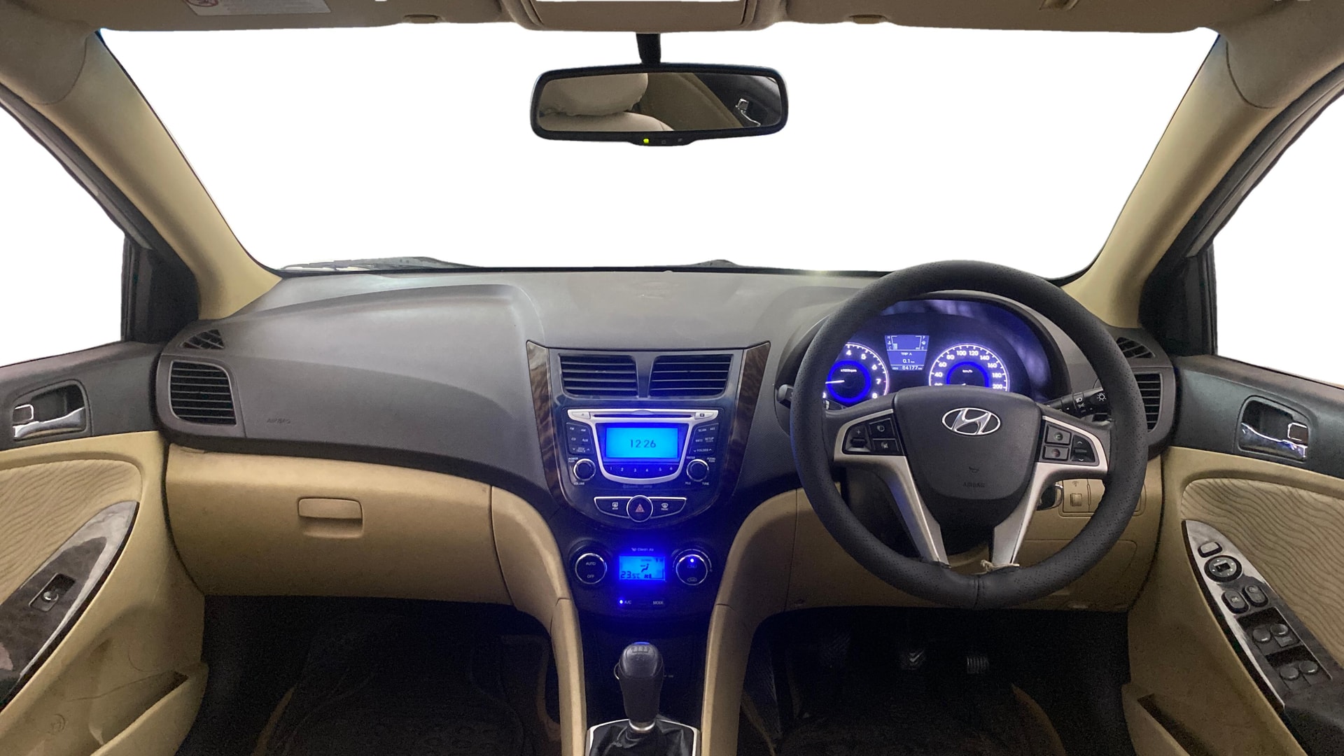 View 2013 Hyundai Fluidic Verna 1.6 VTVT SX Image 15 Used 2013 Hyundai Fluidic Verna 1.6 VTVT SX Image 15