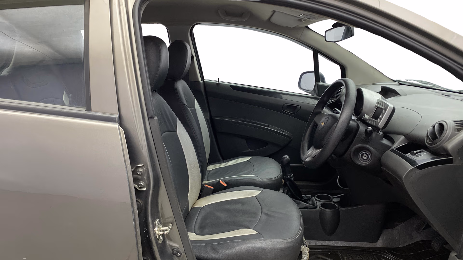 View 2014 Chevrolet Beat 1.2 LS Image 16 Used 2014 Chevrolet Beat 1.2 LS Image 16