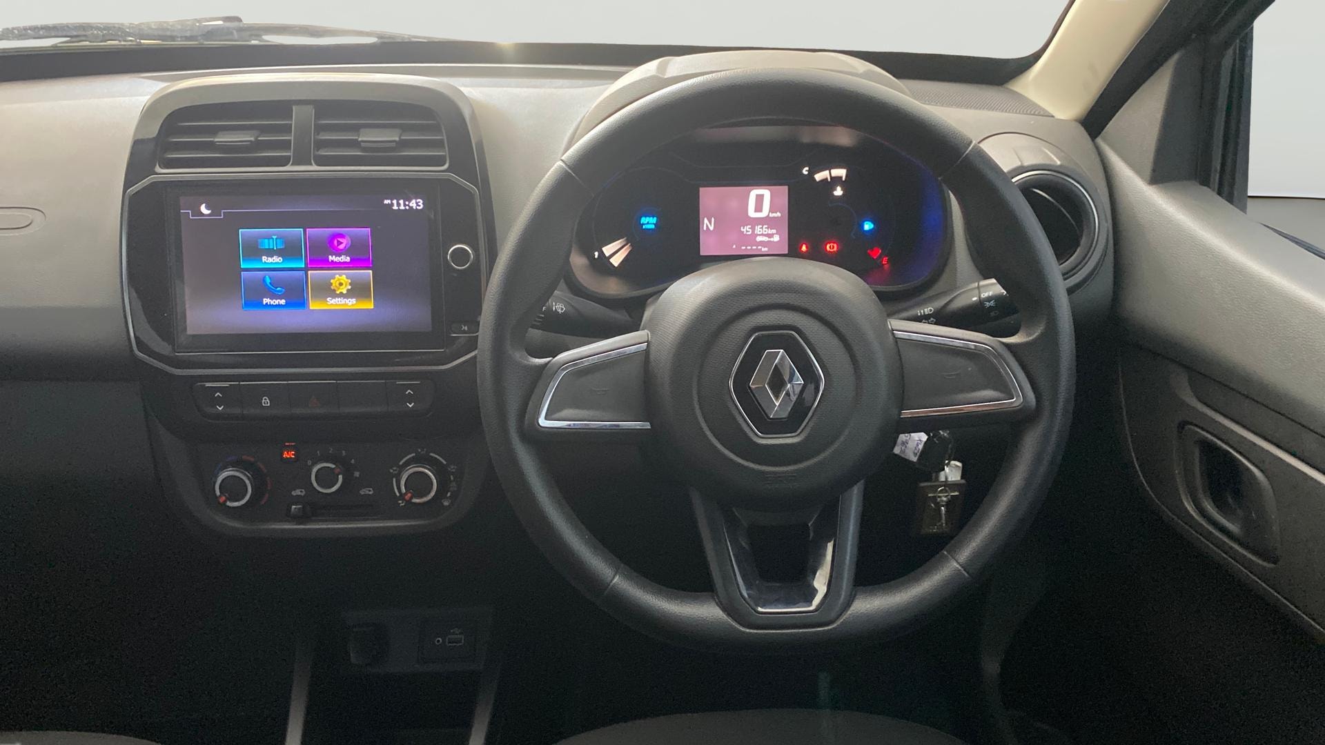 View 2023 Renault Kwid RXL 1.0 BS IV Image 20 Used 2023 Renault Kwid RXL 1.0 BS IV Image 20