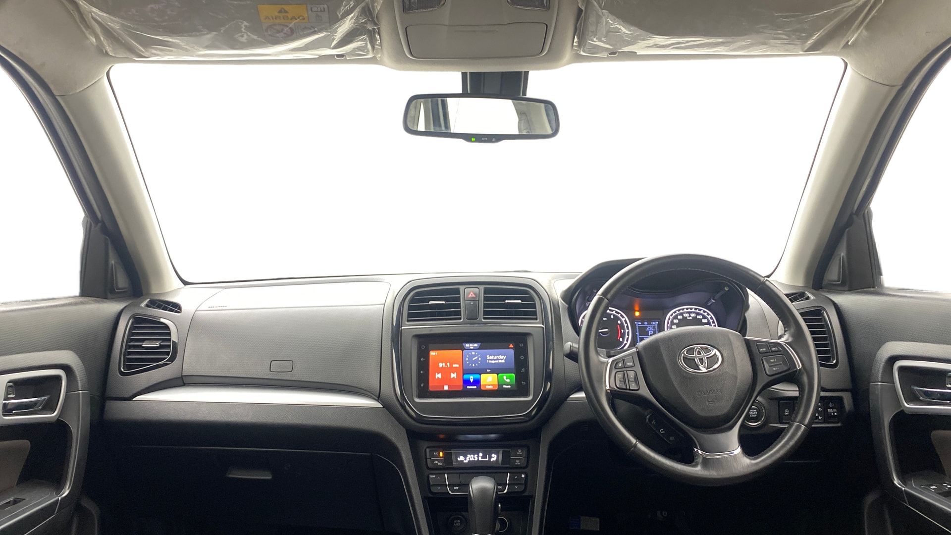 View 2022 Toyota Urban Cruiser Premium AT Image 31 Used 2022 Toyota Urban Cruiser Premium AT Image 31