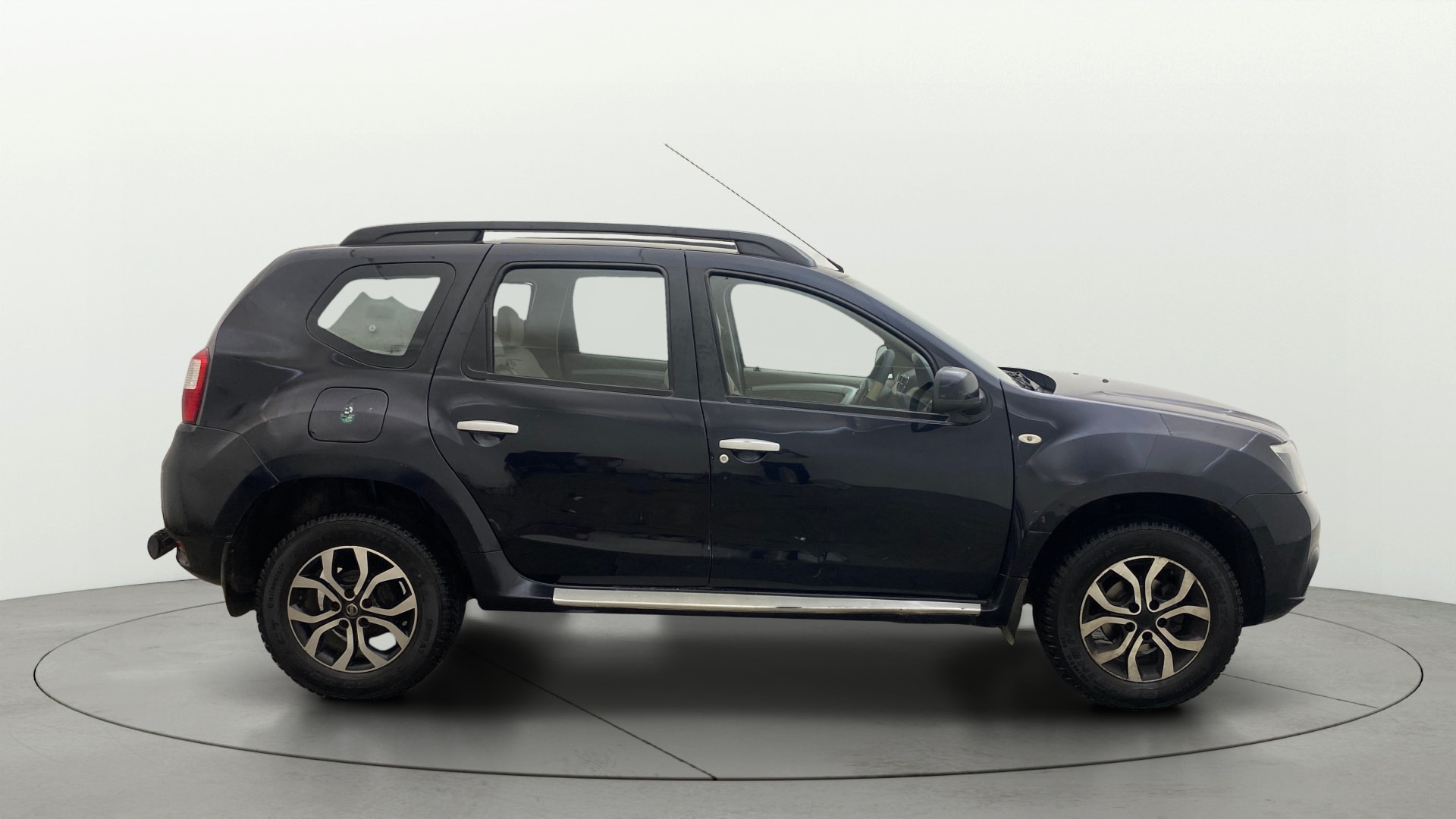 View 2015 Nissan Terrano XLD Plus 85PS Image 8 Used 2015 Nissan Terrano XLD Plus 85PS Image 8