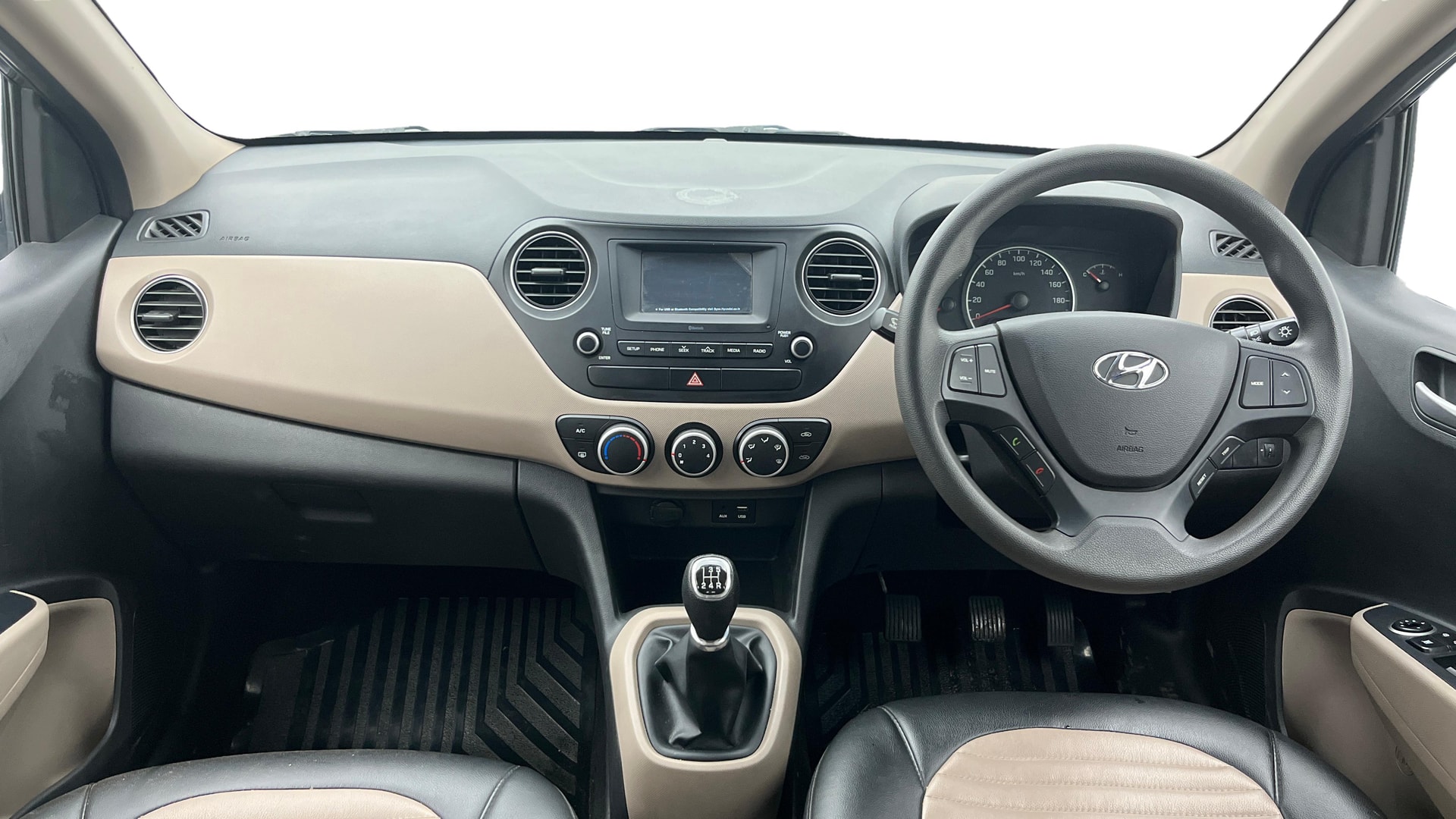 View 2017 Hyundai Grand i10 Sportz 1.2 Kappa Image 15 Used 2017 Hyundai Grand i10 Sportz 1.2 Kappa Image 15