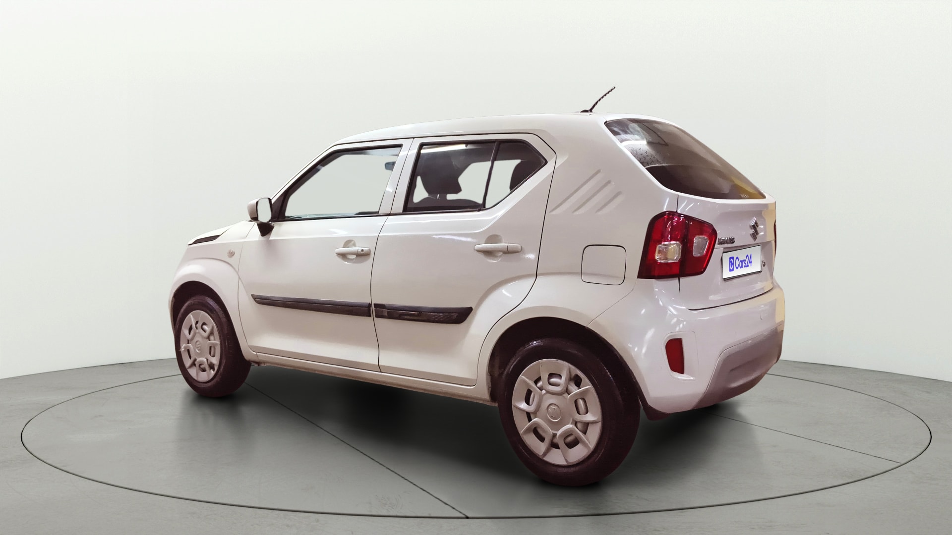 View 2022 Maruti Suzuki 1000 Base Variant Image 2 Used 2022 Maruti Suzuki 1000 Base Variant Image 2