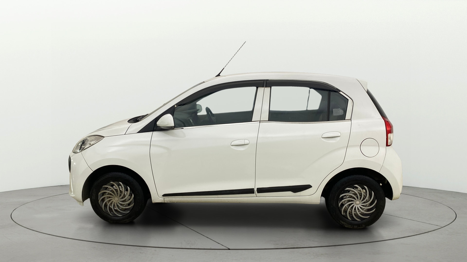 View 2021 Hyundai New Santro D-Lite Petrol Image 5 Used 2021 Hyundai New Santro D-Lite Petrol Image 5