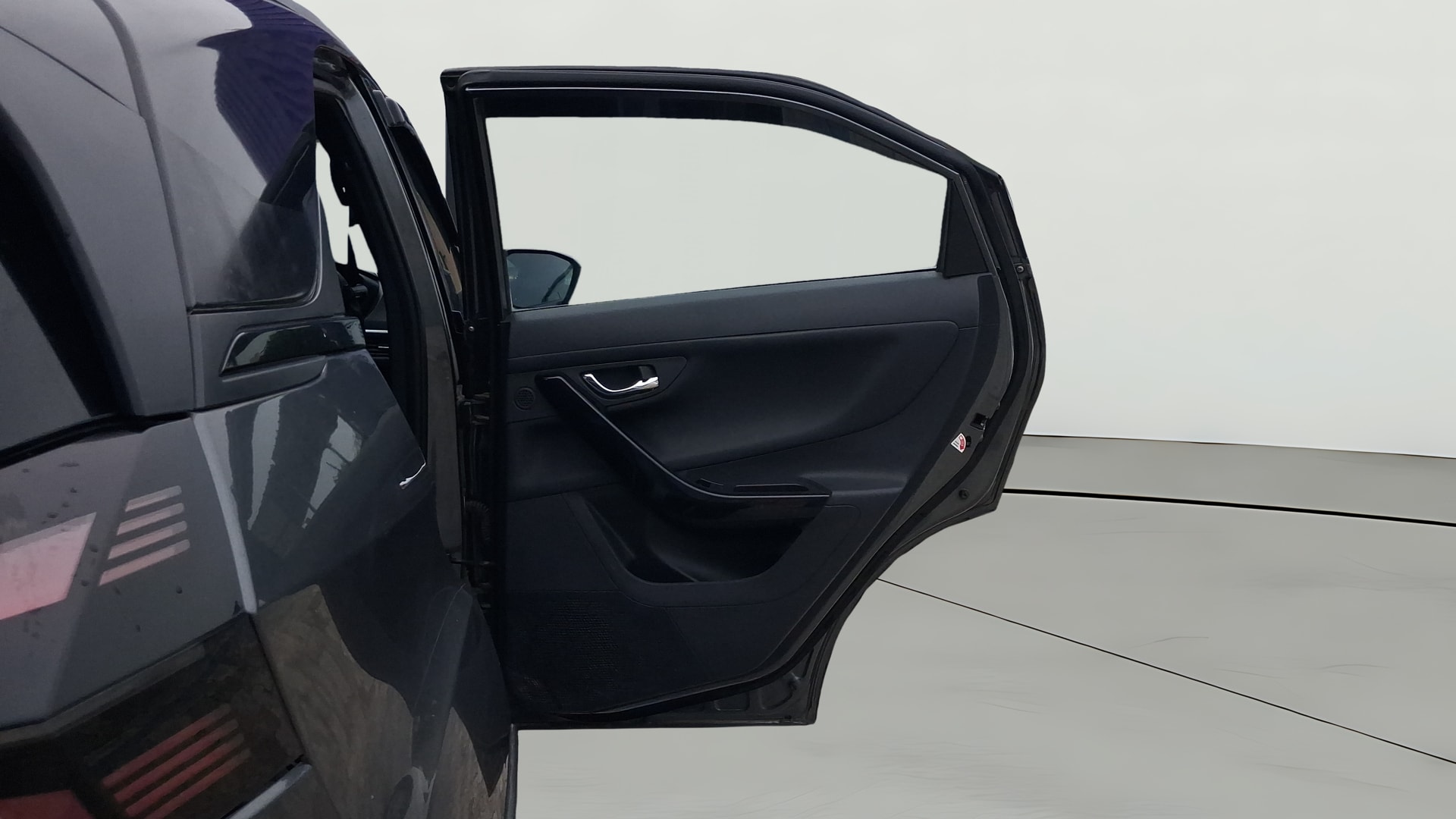View 2024 Tata Nexon Revotron XE Image 6 Used 2024 Tata Nexon Revotron XE Image 6