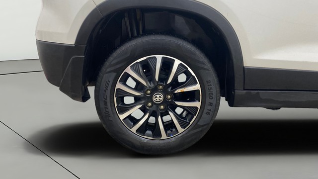 View Toyota Urban Cruiser Image 34 Used Toyota Urban Cruiser Image 34