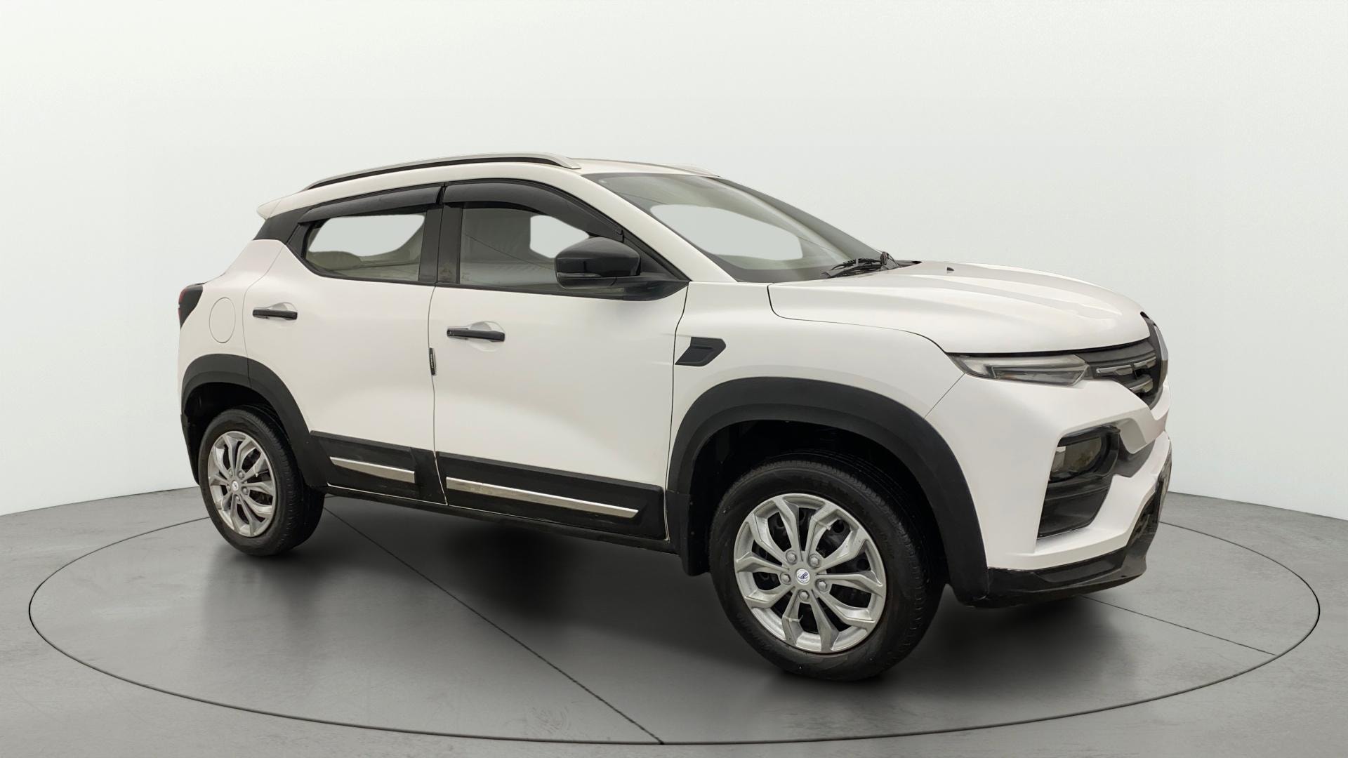 View 2022 Renault Kiger RXL MT Image 21 Used 2022 Renault Kiger RXL MT Image 21