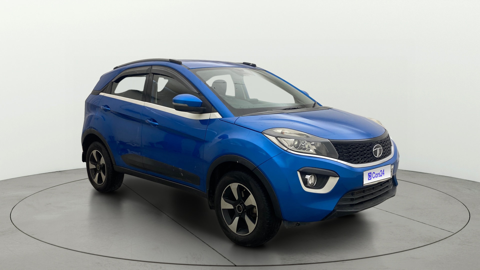 View 2019 Tata Nexon Revotron XE Image 13 Used 2019 Tata Nexon Revotron XE Image 13