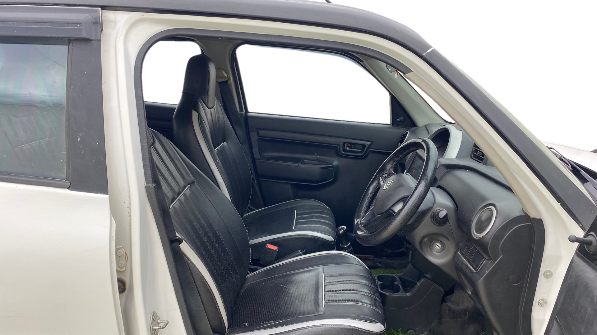 View 2021 Maruti Suzuki 1000 Base Variant Image 26 Used 2021 Maruti Suzuki 1000 Base Variant Image 26