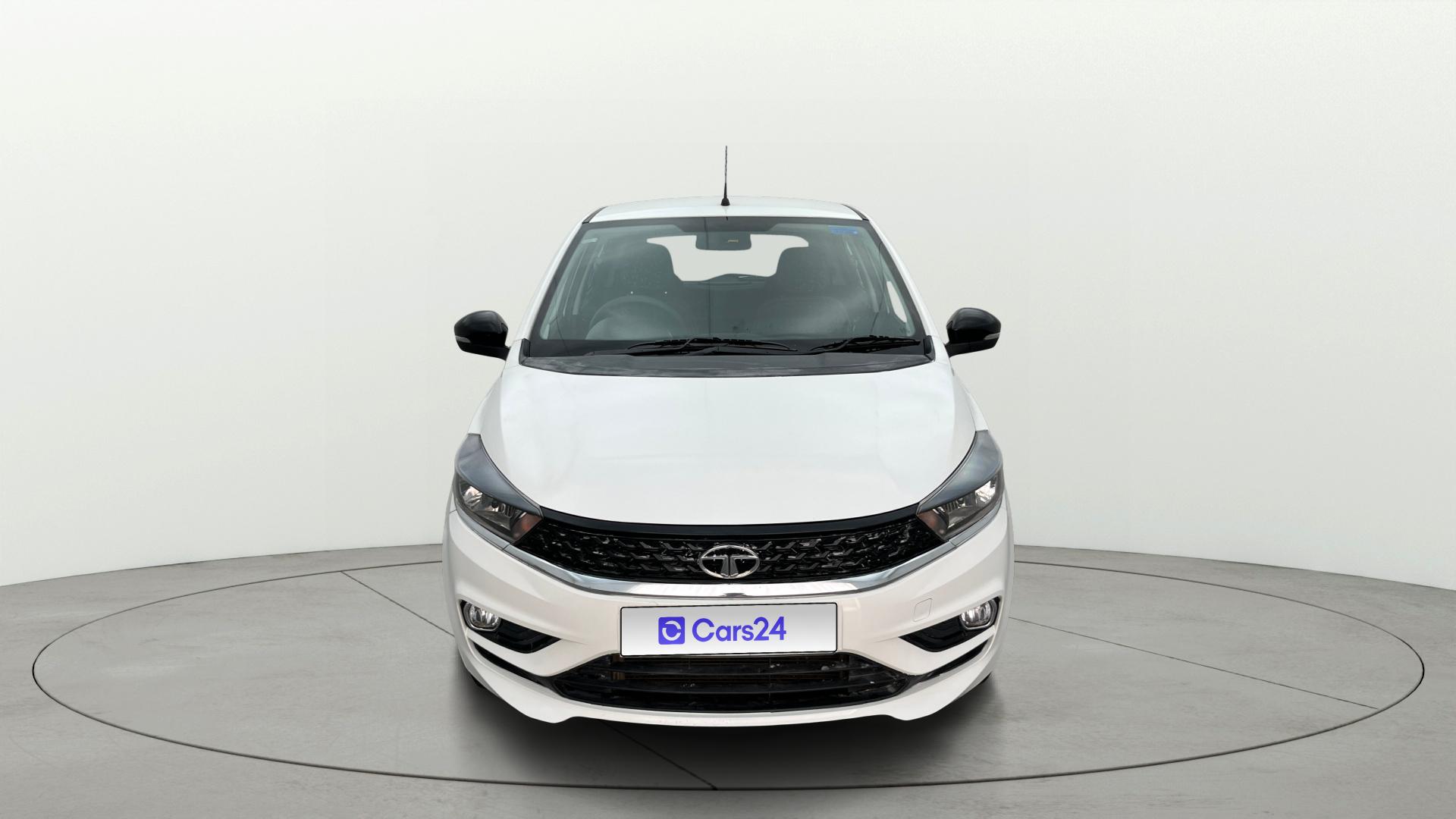 2020 टाटा टियागो Revotorq XB 2020 टाटा टियागो Revotorq XB