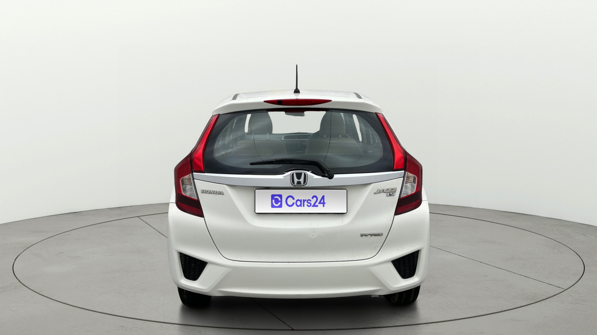View 2015 Honda Jazz E MT Diesel Image 42 Used 2015 Honda Jazz E MT Diesel Image 42