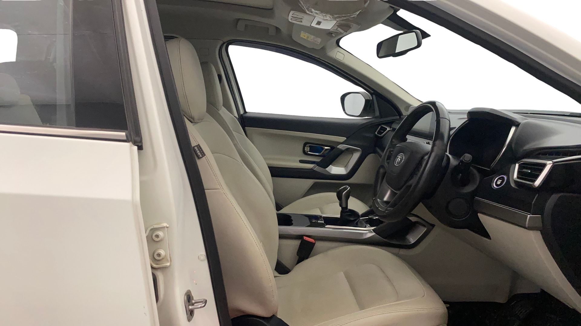 View 2021 Tata Safari XZ Plus Image 19 Used 2021 Tata Safari XZ Plus Image 19