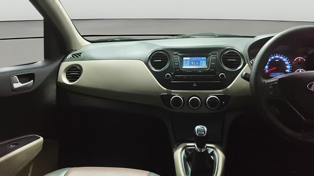 View Hyundai Xcent Image 17 Used Hyundai Xcent Image 17