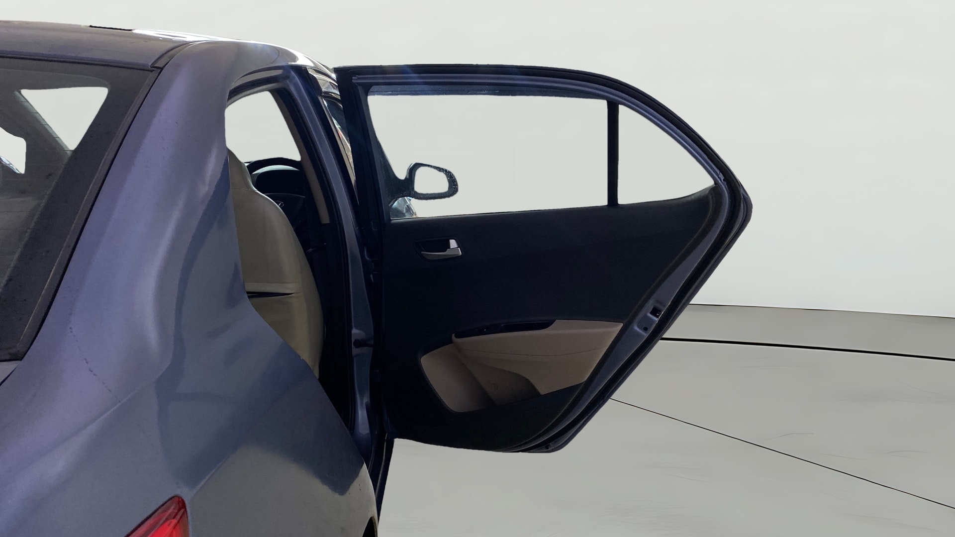 View 2016 Hyundai Xcent SX Petrol Image 7 Used 2016 Hyundai Xcent SX Petrol Image 7