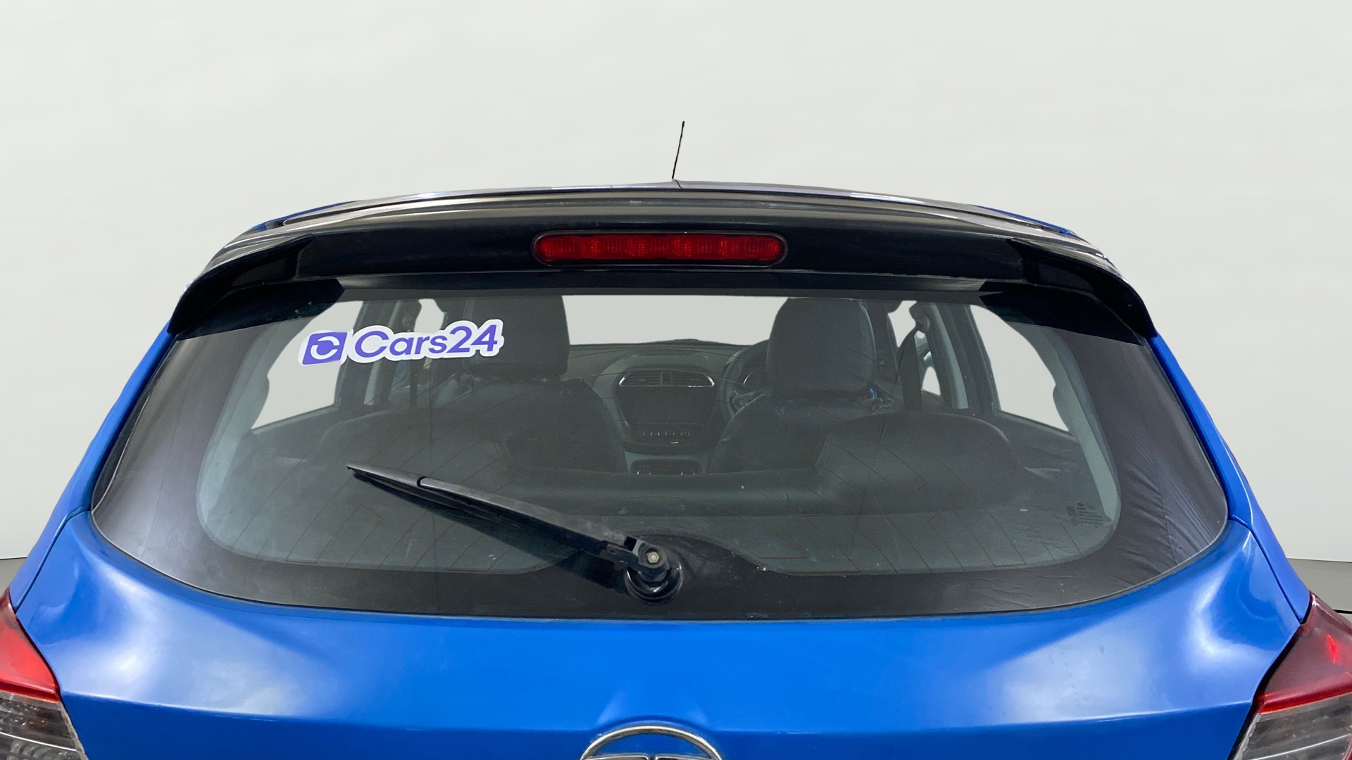 View 2020 Tata Tiago Revotorq XB Image 4 Used 2020 Tata Tiago Revotorq XB Image 4