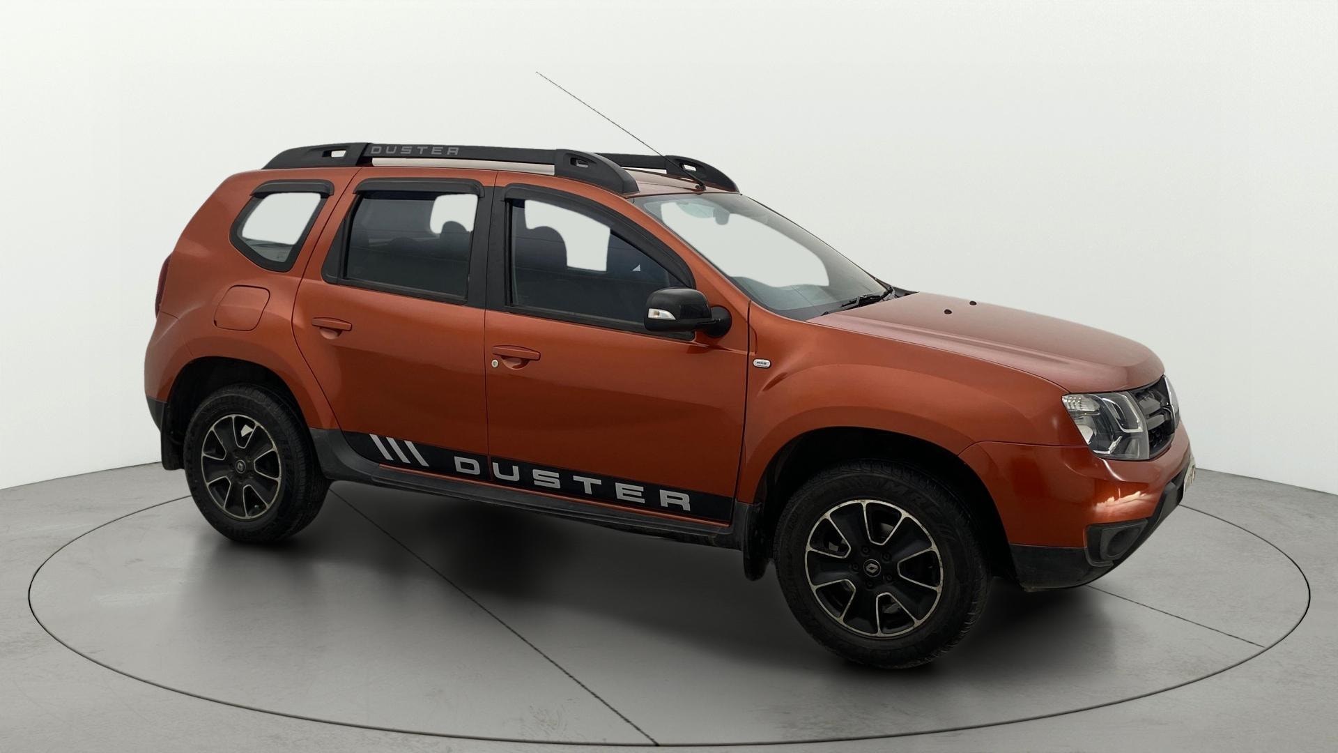 View 2018 Renault Duster Petrol RxS CVT Petrol Image 21 Used 2018 Renault Duster Petrol RxS CVT Petrol Image 21