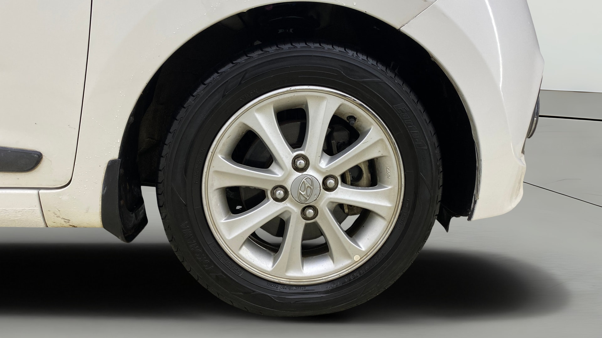 View 2015 Hyundai Grand i10 Asta AT 1.2 Kappa VTVT Image 40 Used 2015 Hyundai Grand i10 Asta AT 1.2 Kappa VTVT Image 40