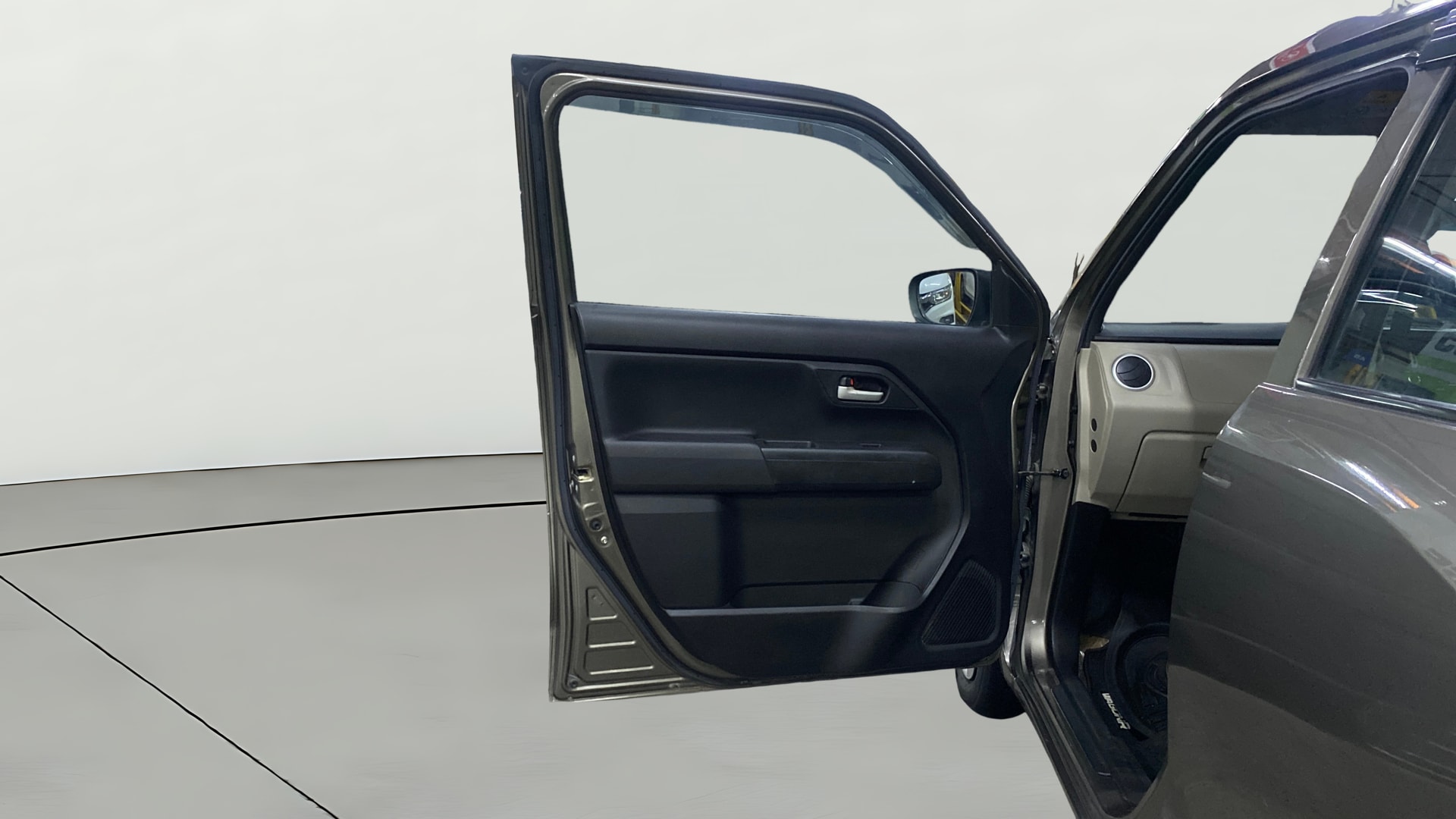 View 2022 Maruti Suzuki 1000 Base Variant Image 30 Used 2022 Maruti Suzuki 1000 Base Variant Image 30