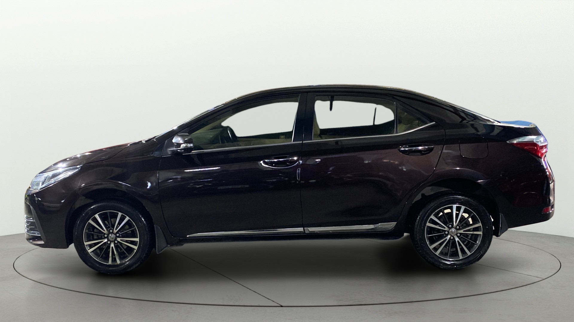 View 2019 Toyota Corolla Altis 1.8 GL Image 5 Used 2019 Toyota Corolla Altis 1.8 GL Image 5