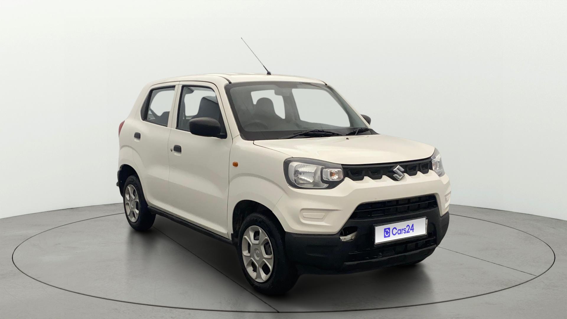 View 2025 Maruti Suzuki 1000 Base Variant Image 21 Used 2025 Maruti Suzuki 1000 Base Variant Image 21