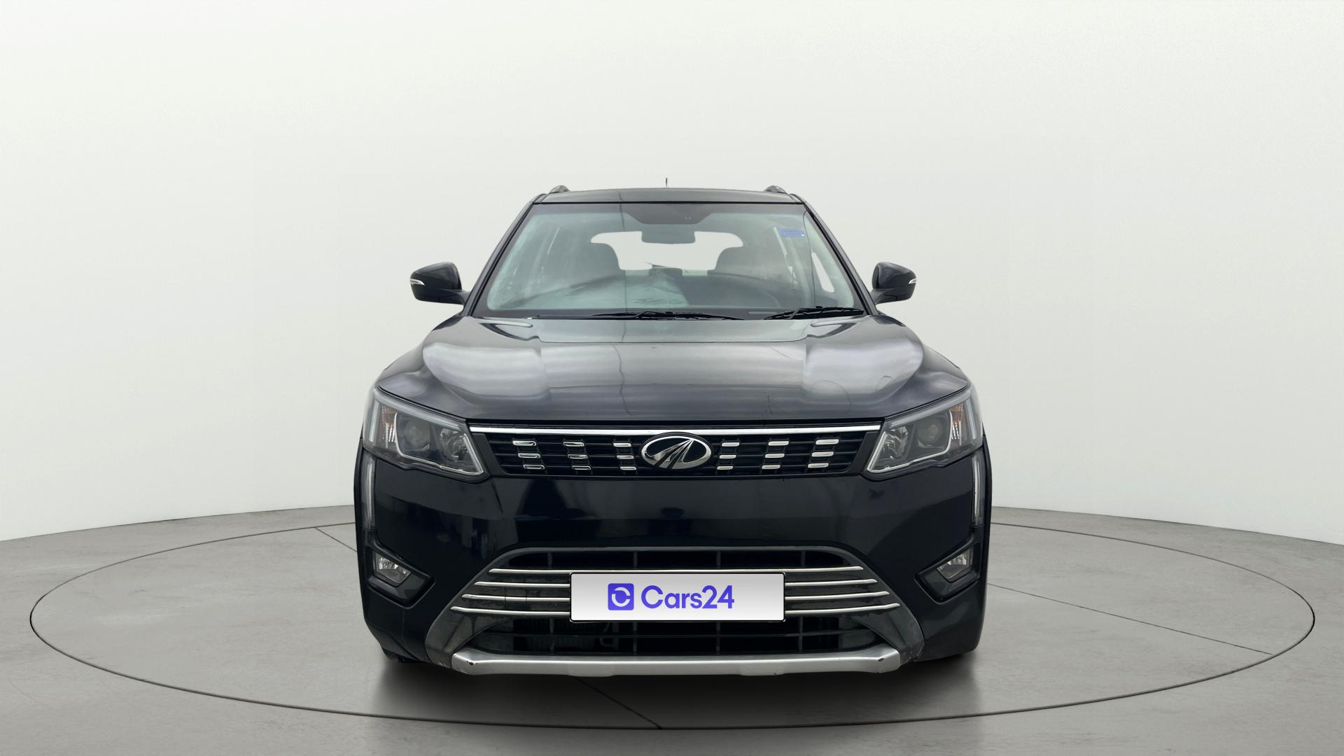 2019 महिंद्रा एक्सयूवी300 W4 Petrol BS IV 2019 महिंद्रा एक्सयूवी300 W4 Petrol BS IV