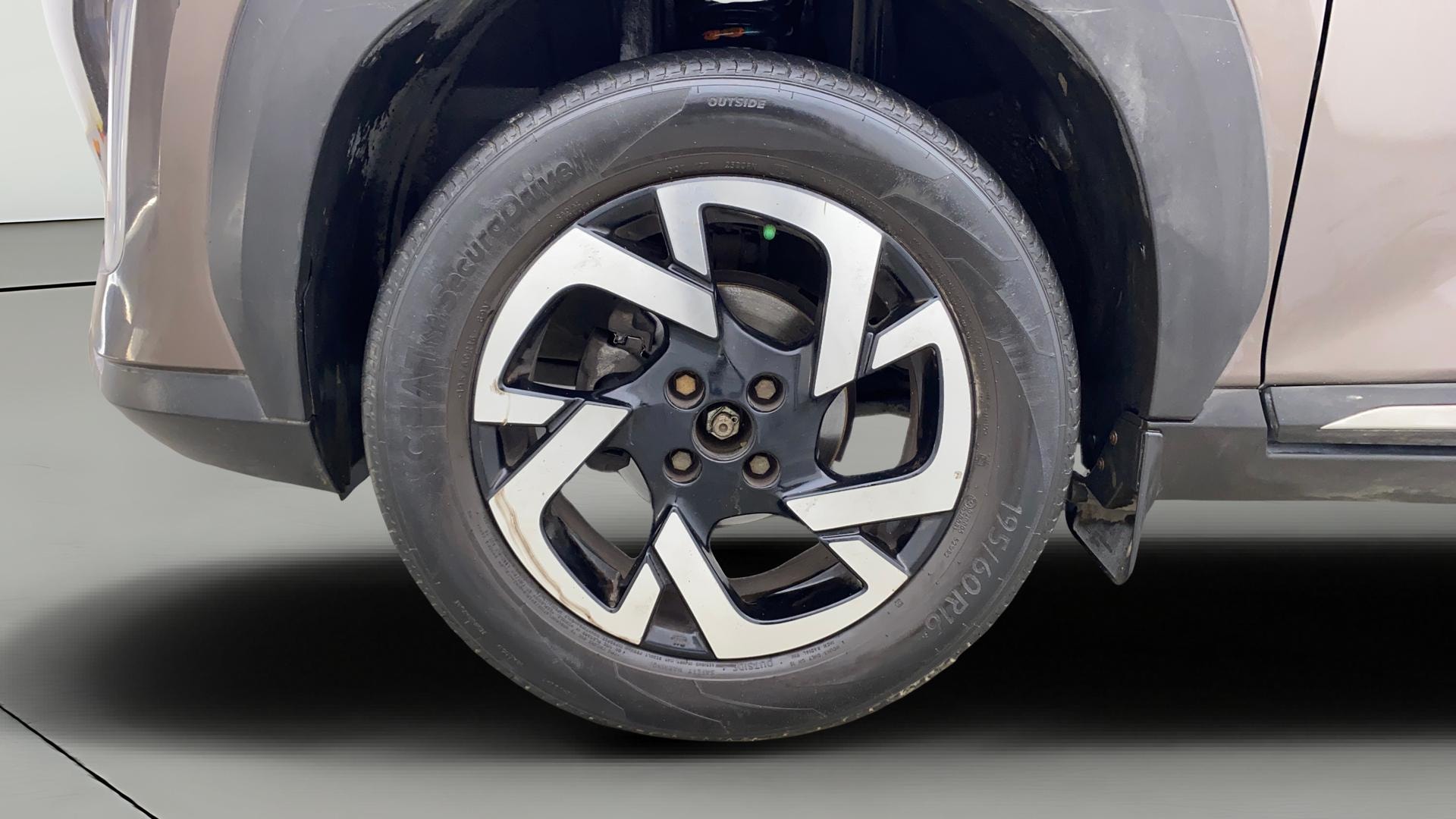 View 2021 Nissan Magnite Turbo XV Premium CVT Image 35 Used 2021 Nissan Magnite Turbo XV Premium CVT Image 35