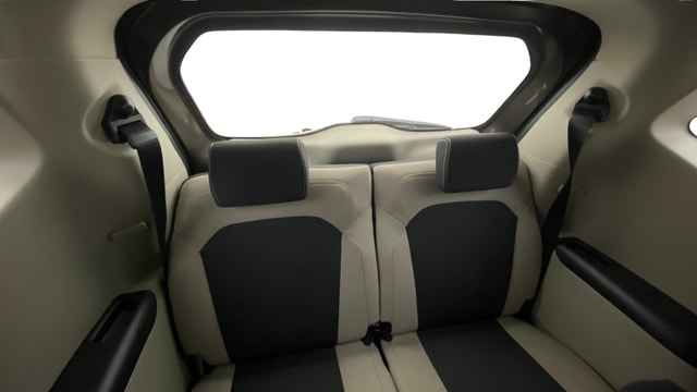 View Renault Triber Image 13 Used Renault Triber Image 13