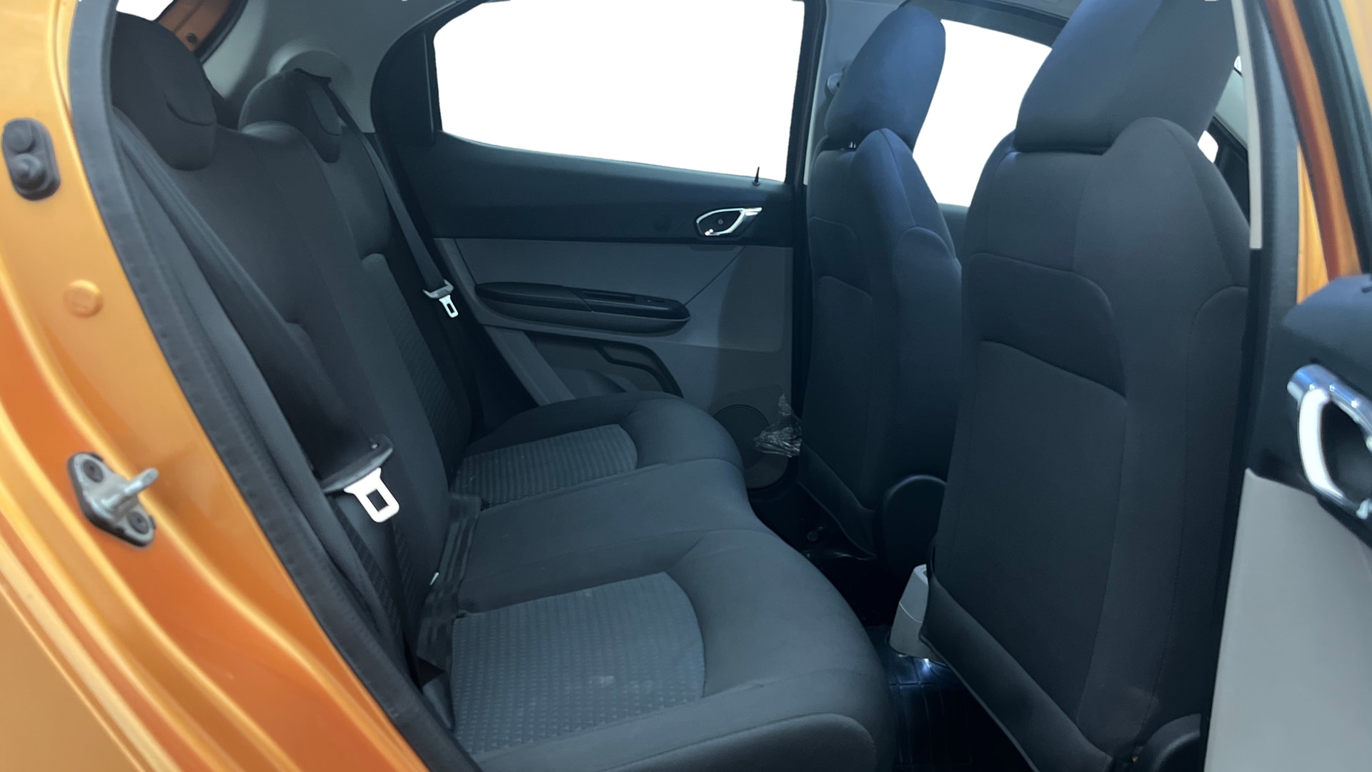 View 2018 Tata Tiago Revotorq XB Image 28 Used 2018 Tata Tiago Revotorq XB Image 28