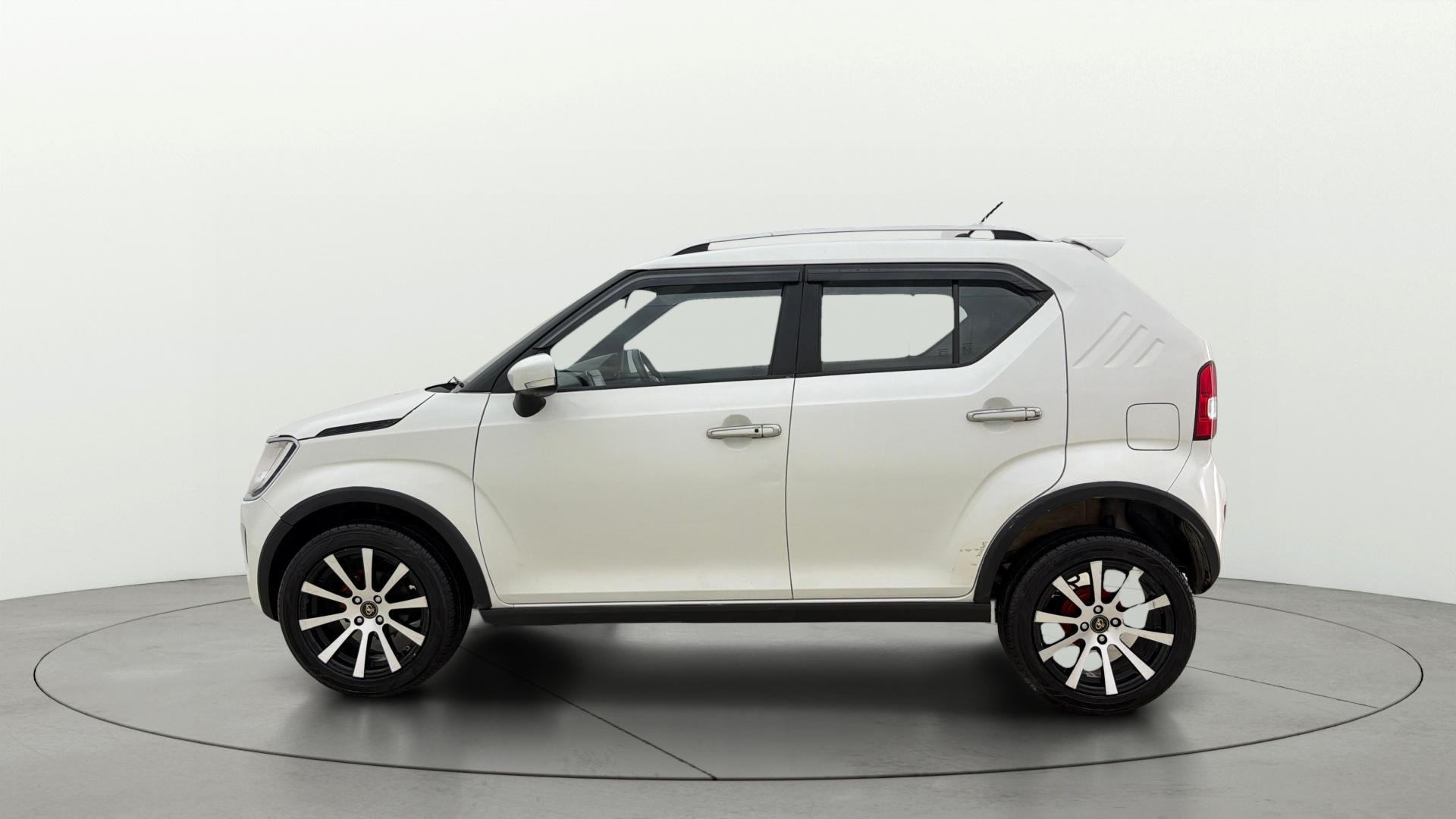 View 2023 Maruti Suzuki 1000 Base Variant Image 5 Used 2023 Maruti Suzuki 1000 Base Variant Image 5