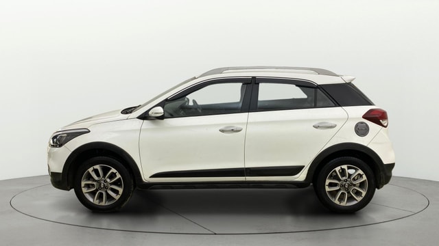 View Hyundai i20 Active Image 5 Used Hyundai i20 Active Image 5