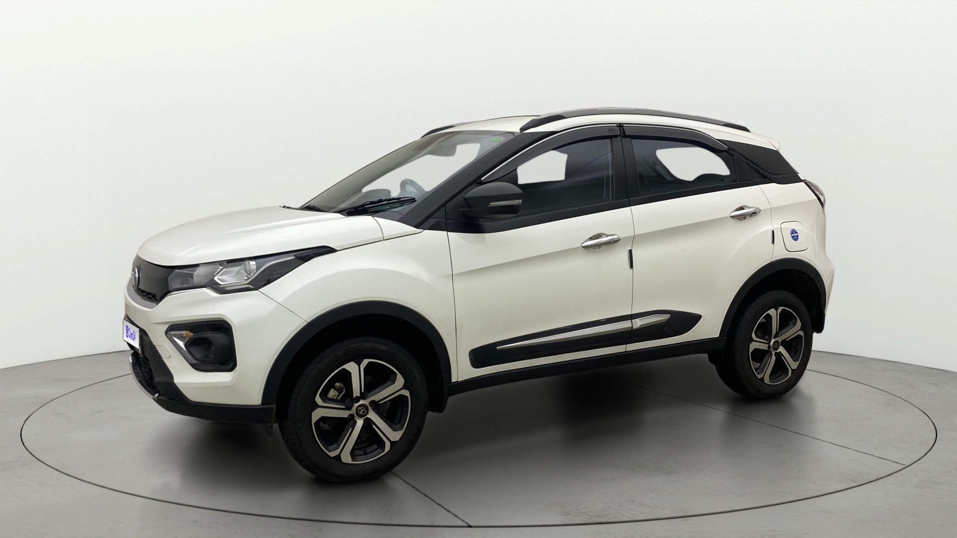 View 2023 Tata Nexon Revotron XE Image 36 Used 2023 Tata Nexon Revotron XE Image 36
