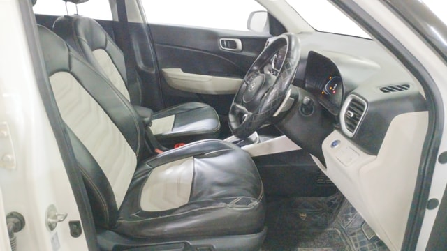 View Hyundai Venue Image 18 Used Hyundai Venue Image 18