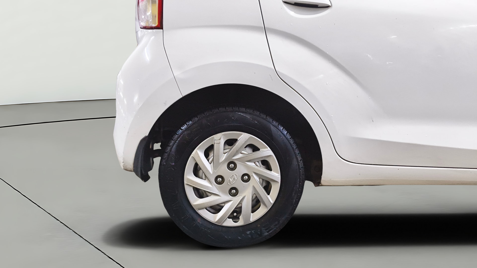 View 2022 Hyundai New Santro D-Lite Petrol Image 24 Used 2022 Hyundai New Santro D-Lite Petrol Image 24