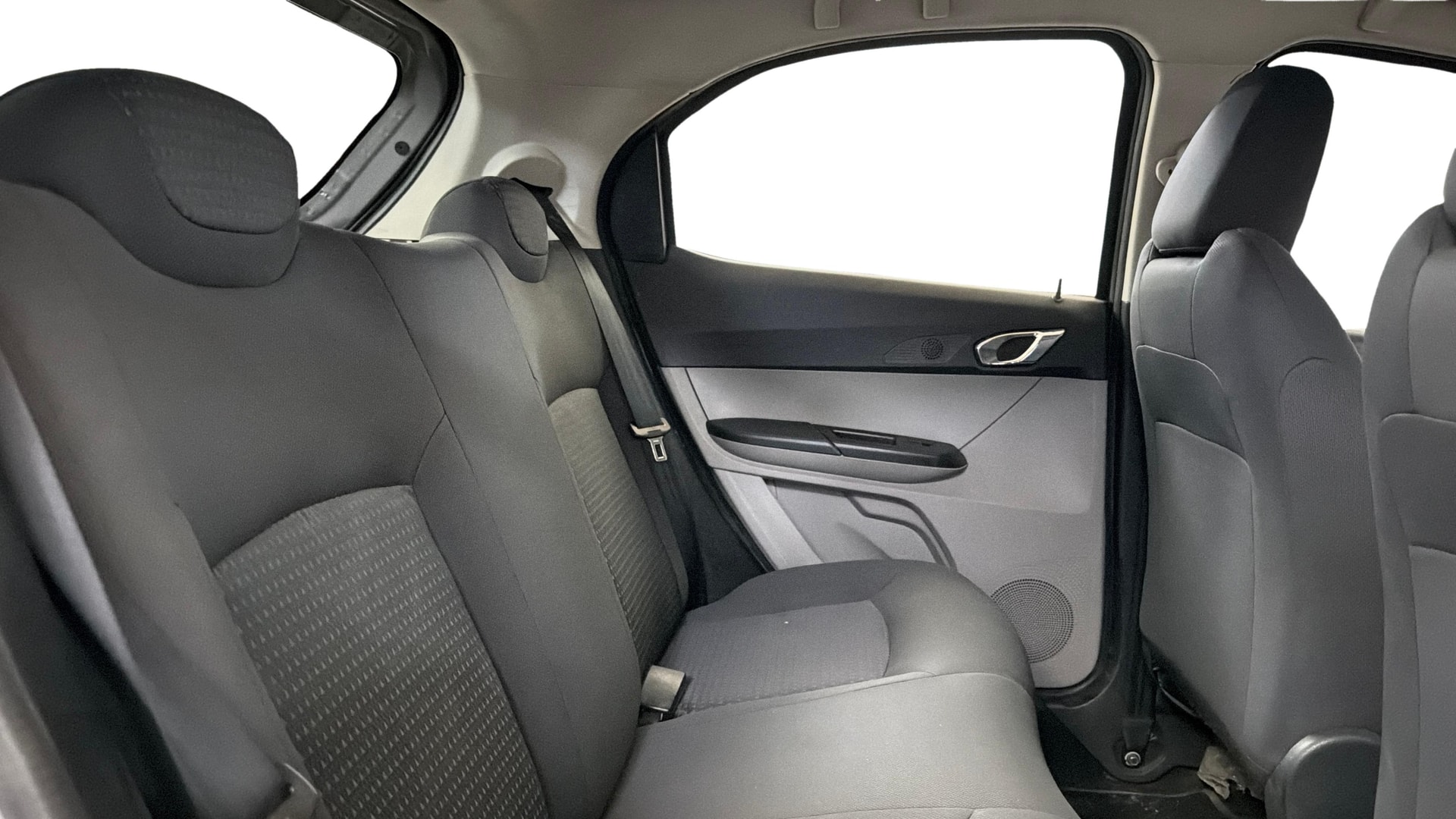 View 2018 Tata Tiago Revotorq XB Image 28 Used 2018 Tata Tiago Revotorq XB Image 28