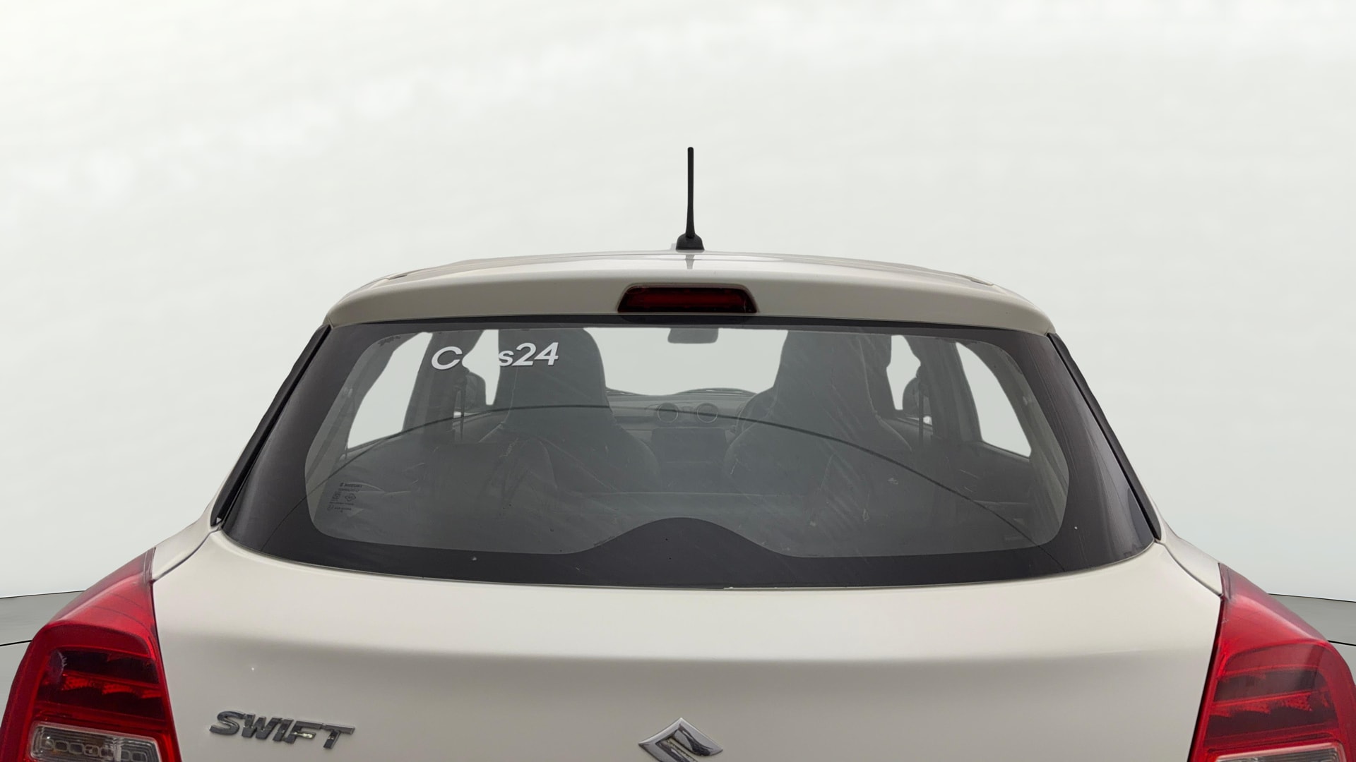 View 2018 Maruti Suzuki 1000 Base Variant Image 4 Used 2018 Maruti Suzuki 1000 Base Variant Image 4