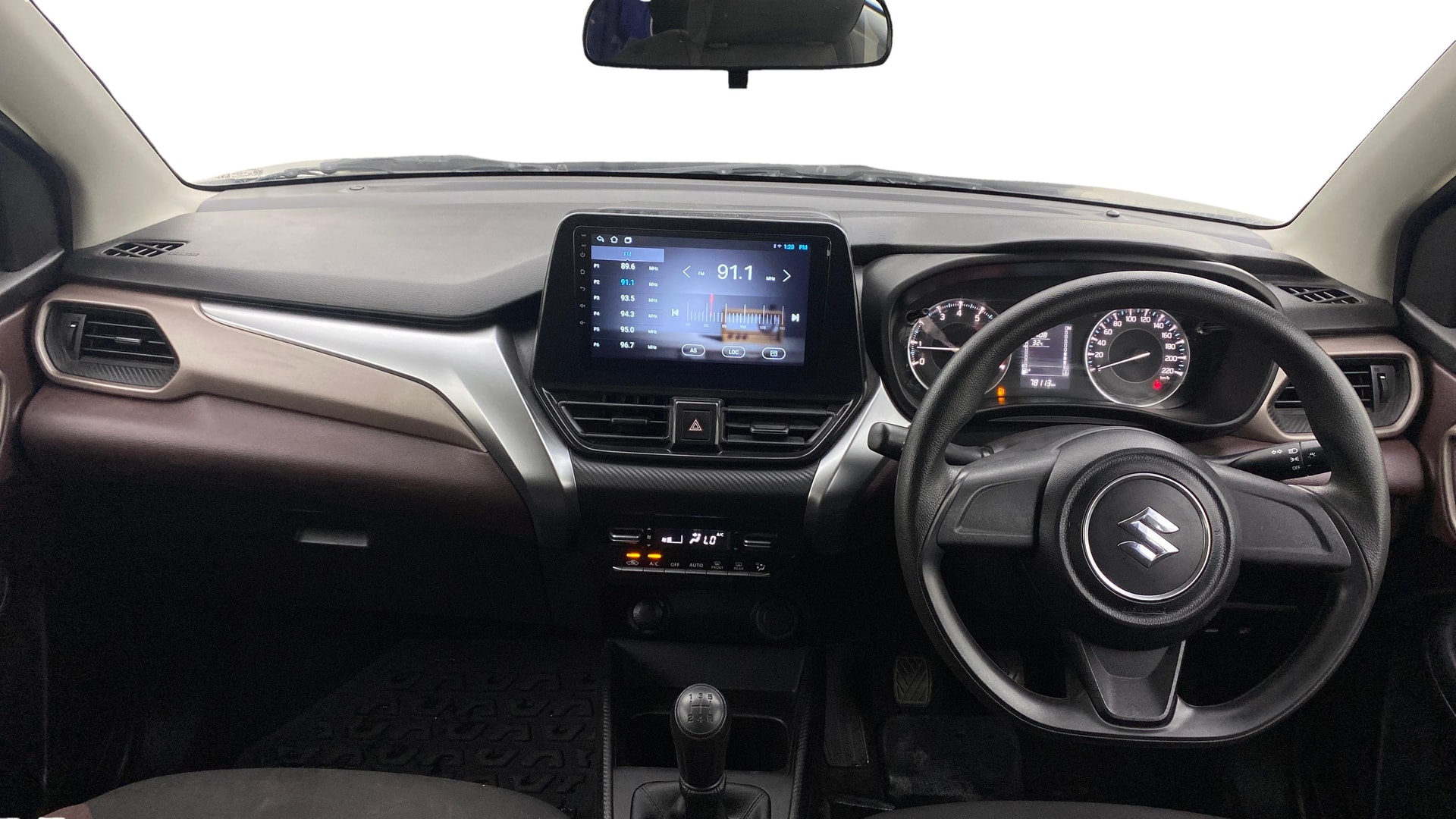 View 2023 Maruti Suzuki 1000 Base Variant Image 15 Used 2023 Maruti Suzuki 1000 Base Variant Image 15