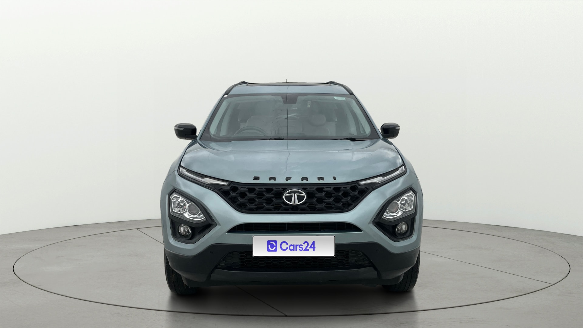 View 2022 Tata Safari XZA Plus Image 1 Used 2022 Tata Safari XZA Plus Image 1