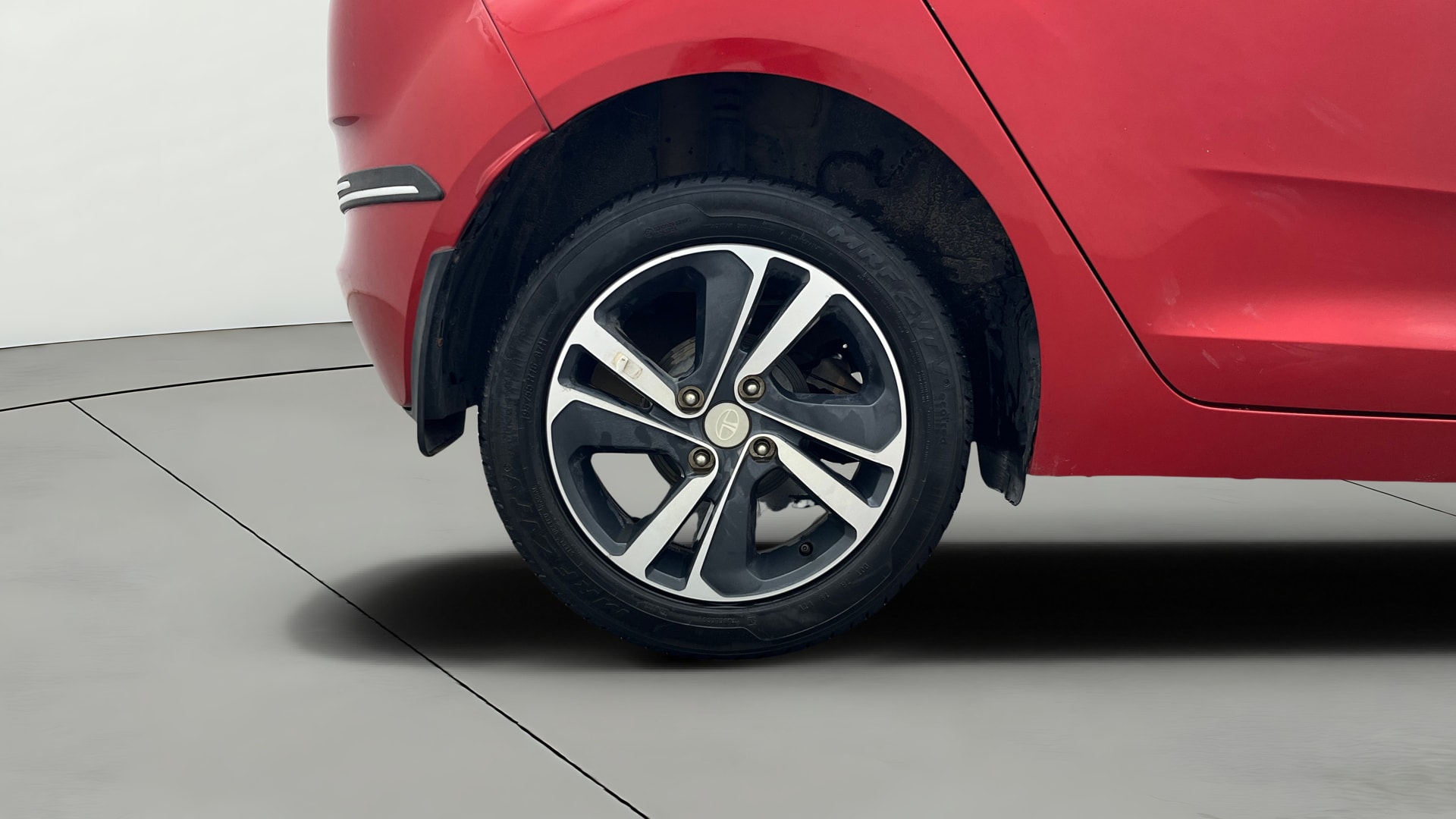 View 2020 Tata Altroz XZ Petrol Image 25 Used 2020 Tata Altroz XZ Petrol Image 25