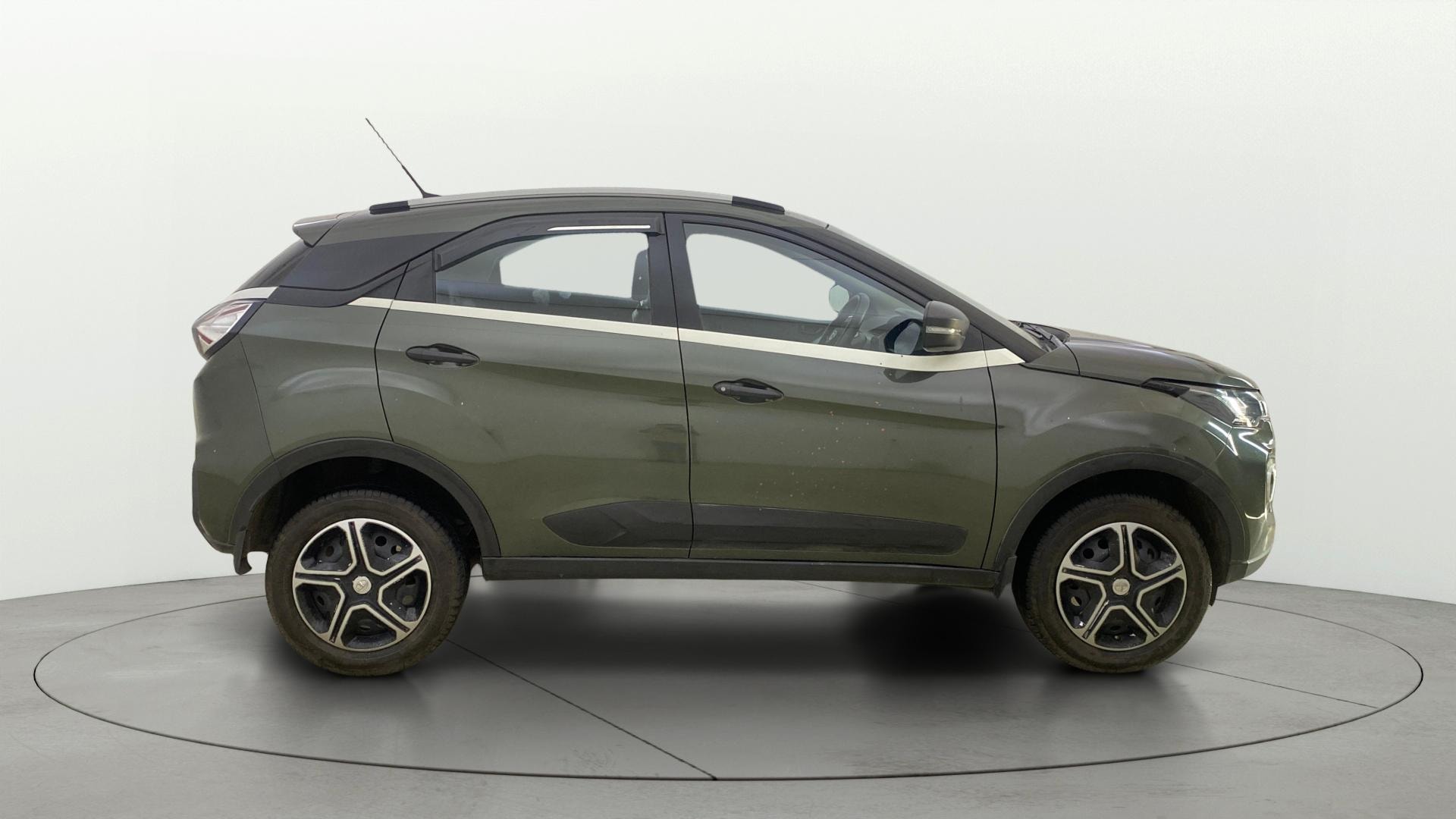 View 2021 Tata Nexon Revotron XM Image 8 Used 2021 Tata Nexon Revotron XM Image 8