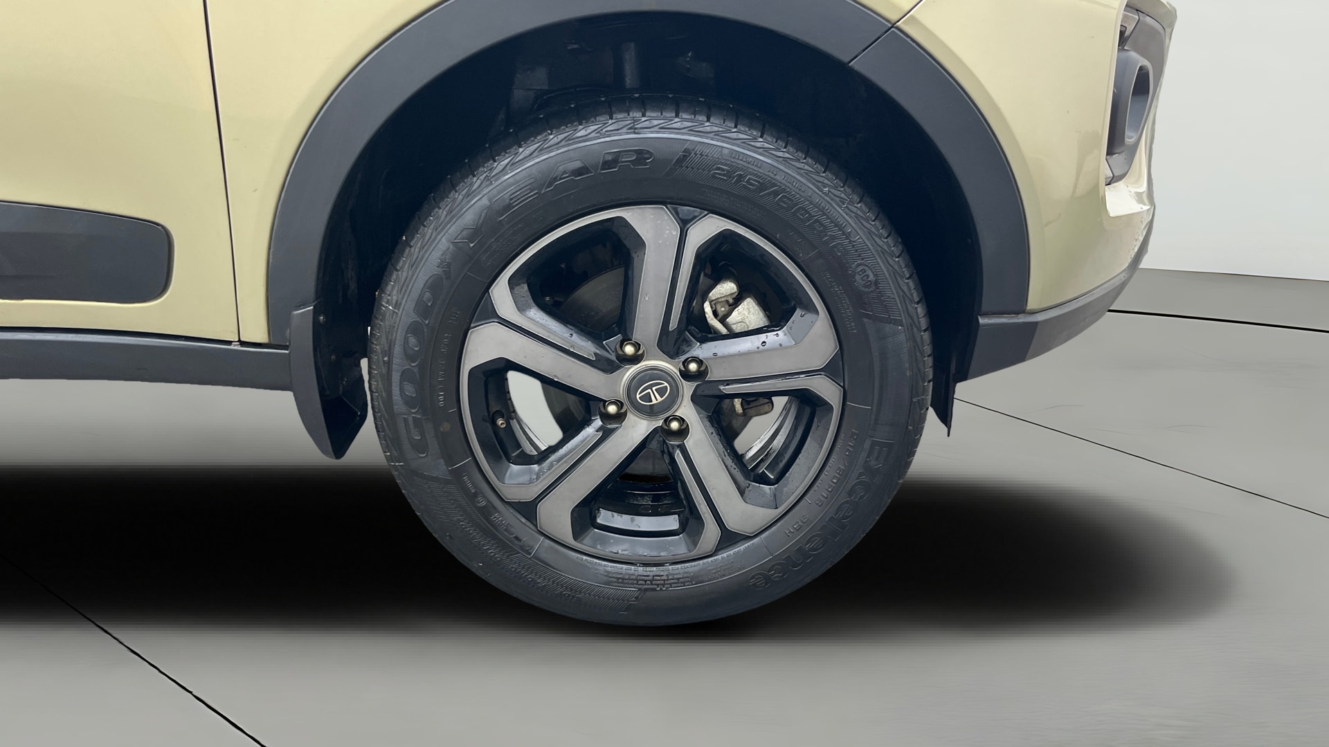 View 2022 Tata Nexon Revotron XE Image 43 Used 2022 Tata Nexon Revotron XE Image 43
