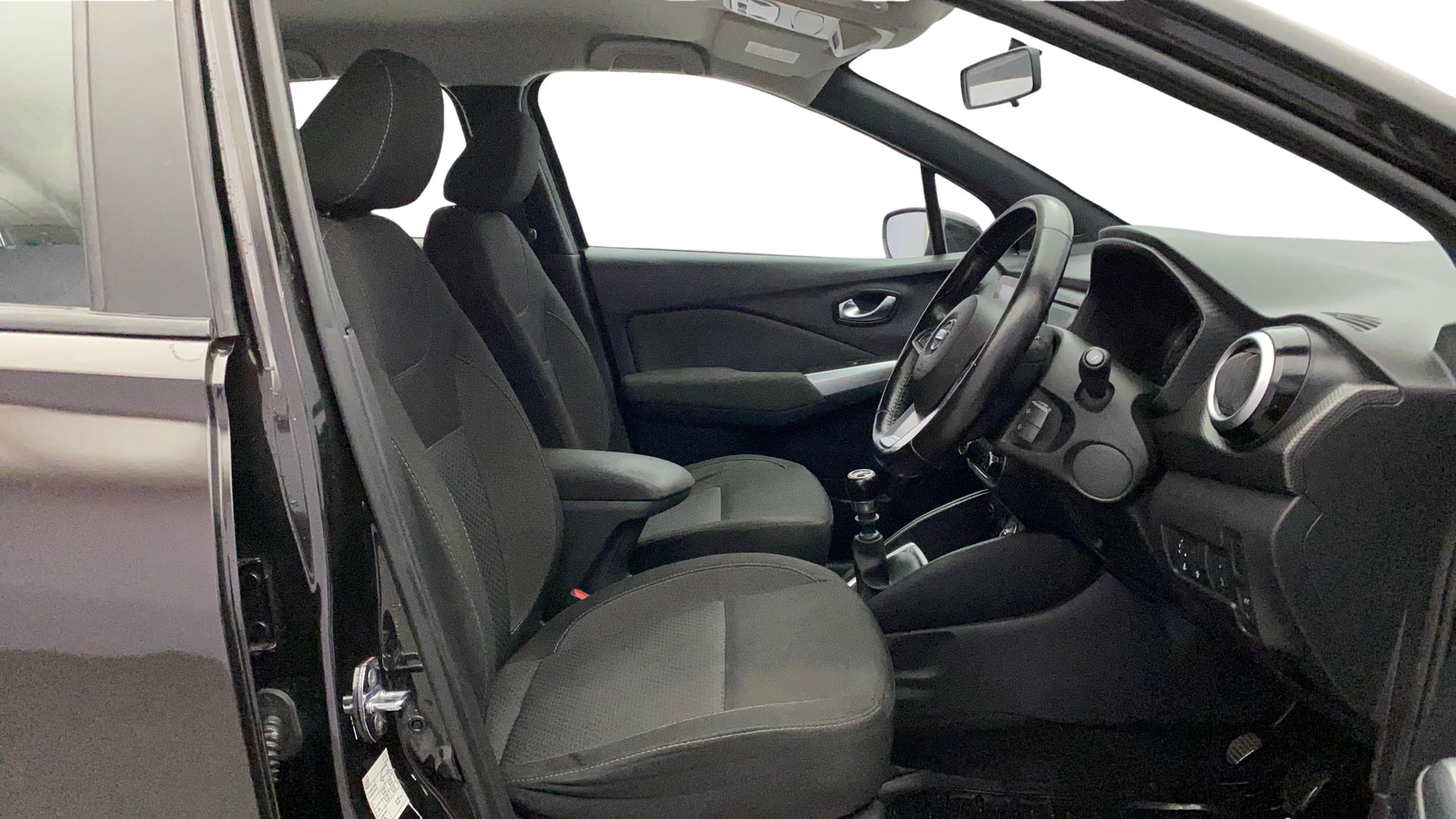 Used 2020 Nissan Kicks Used 2020 Nissan Kicks