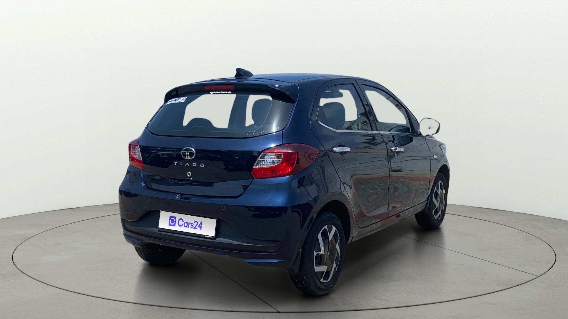 View 2025 Tata Tiago Revotorq XB Image 42 Used 2025 Tata Tiago Revotorq XB Image 42
