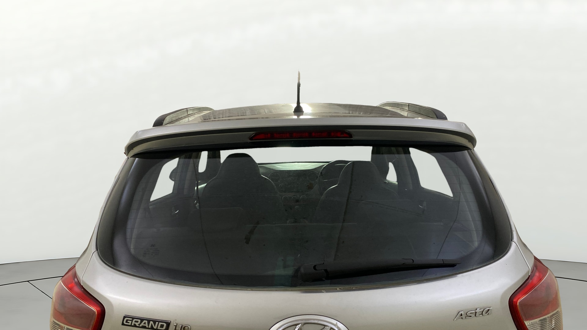 View 2015 Hyundai Grand i10 Asta AT 1.2 Kappa VTVT Image 4 Used 2015 Hyundai Grand i10 Asta AT 1.2 Kappa VTVT Image 4